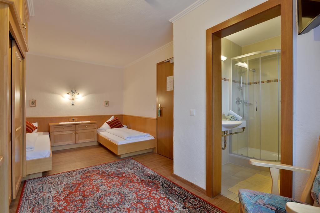 Scheulinghof Hotel Mayrhofen Room photo